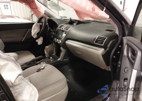 2016 Subaru Forester 2.5I Premium z USA, uszkodzony, nr VIN JF2SJADC6GH495642